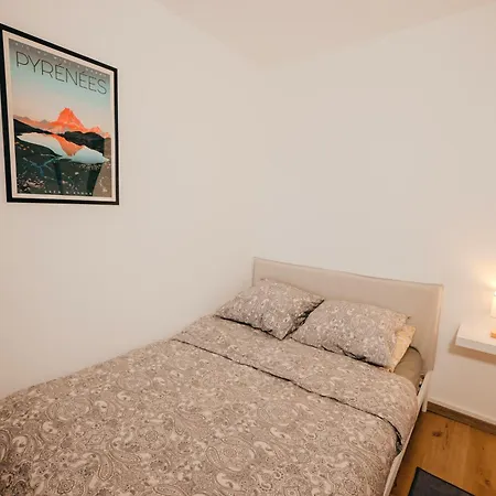 Loft Travel Business Apartment Pau